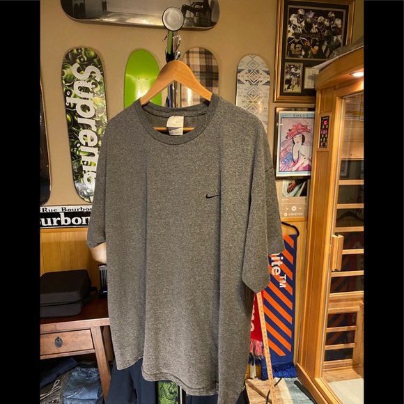 Vintage Nike embroidered checkmark gray tag - Picture 1 of 8